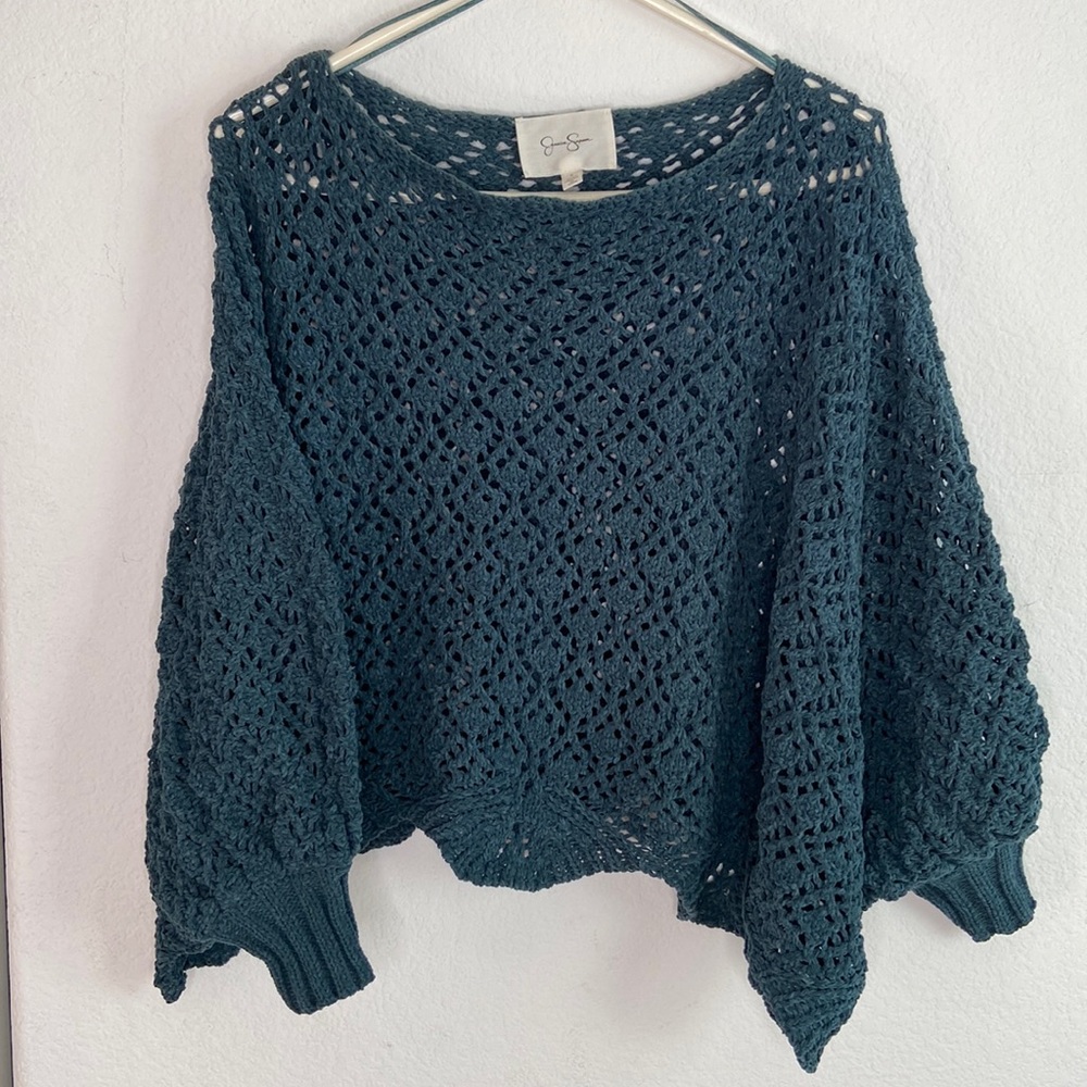 Jessica Simpson sweater size small